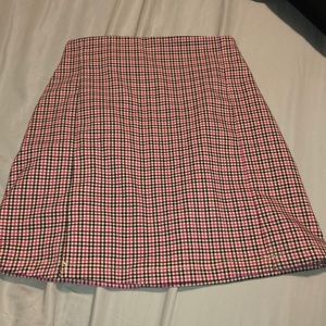 Brandy Melville plaid skirt